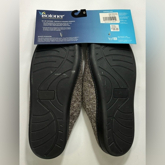 Isotoner Men's XL 11-12 Hard Sole Brown Slippers New in Package - Picture 3 of 3